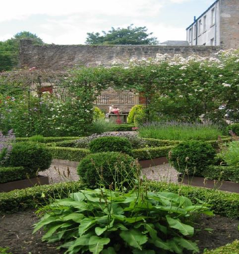 Abbot House Gardens